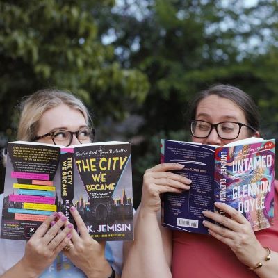 Paper Hearts Bookstore owners