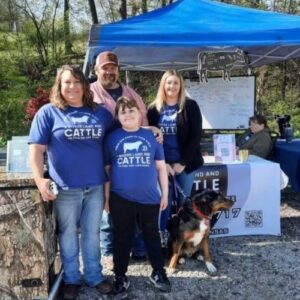 2 Rivers Land and Cattle owners with family